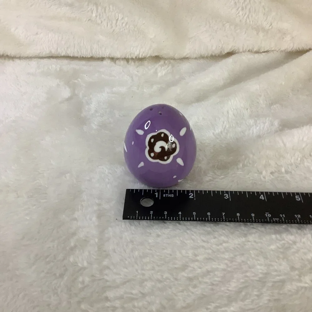 Kirkland‎ Easter Egg Store Salt And Pepper Shaker Set 6” X 3.5” X 2 5/8” In Box